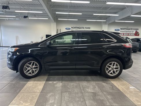 Used 2023 Ford Edge SEL w/ Convenience Package image 12