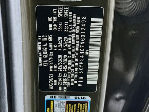 Used 2022 Kia Telluride SX w/ Towing Package image 12