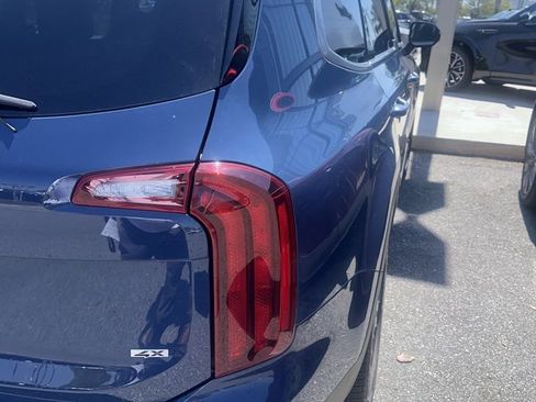 Used 2023 Kia Telluride S w/ S Sunroof Package image 4