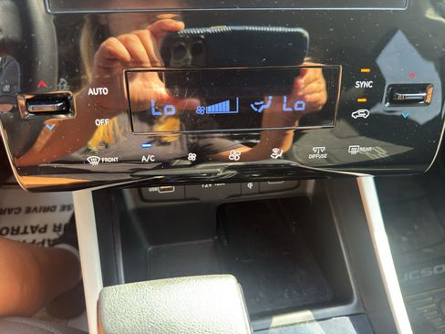 Used 2024 Hyundai Tucson SEL FWD image 26