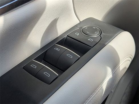 Used 2026 GMC Terrain Denali image 23