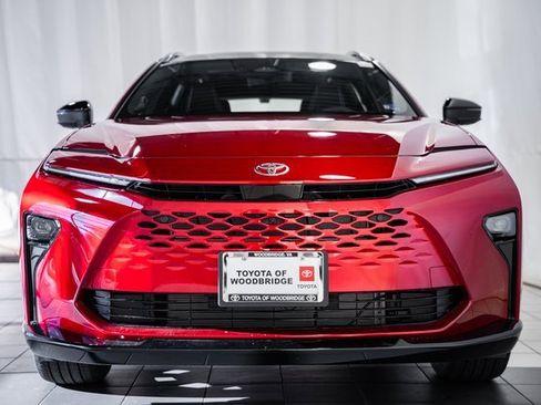 New 2026 Toyota Crown Signia image 2