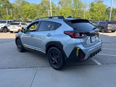 Used 2025 Subaru Crosstrek 2.5i Sport AWD/4WD image 3