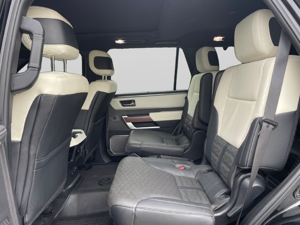 Used 2023 Toyota Sequoia Capstone AWD/4WD image 18