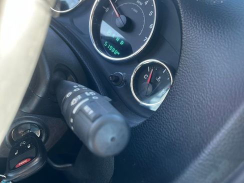 Used 2018 Jeep Wrangler Rubicon w/ Power Convenience Group image 20