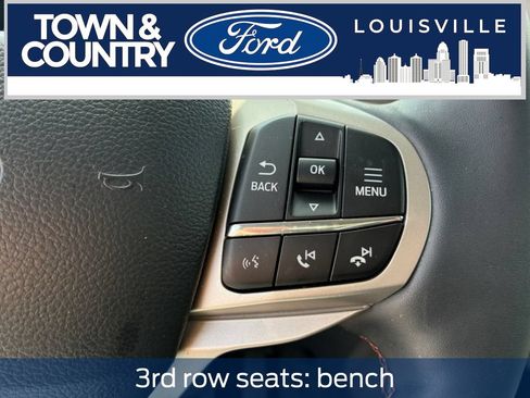 Used 2025 Ford Explorer Active w/ Active Comfort Package AWD/4WD image 16