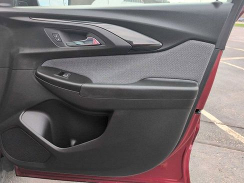 Used 2021 Chevrolet TrailBlazer LS image 15