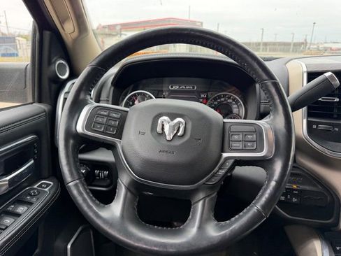 Used 2019 RAM 2500 Laramie AWD/4WD image 9