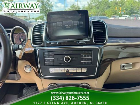 Used 2017 Mercedes-Benz GLS 450 4MATIC image 22