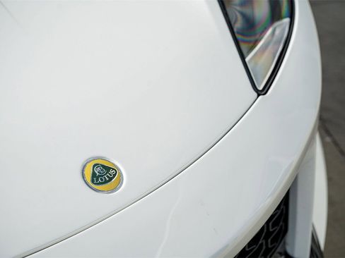 Used 2021 Lotus Evora image 4