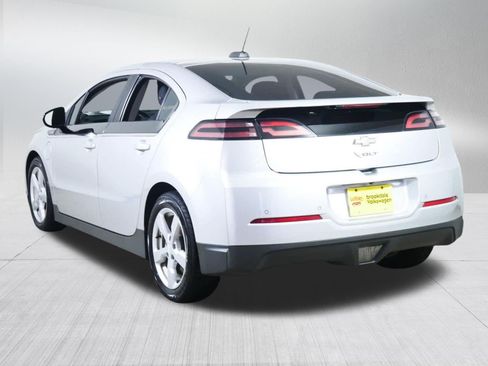 Used 2015 Chevrolet Volt w/ Enhanced Safety Package 1 FWD image 5