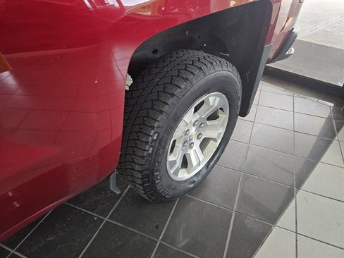 Used 2018 Chevrolet Silverado 1500 LT w/ All Star Edition AWD/4WD image 36