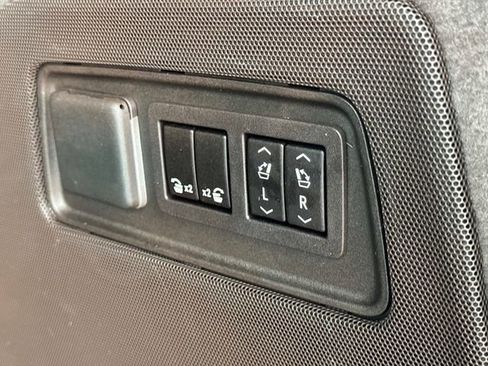 Certified 2024 Cadillac Escalade ESV Premium Luxury w/ Performance Package image 6