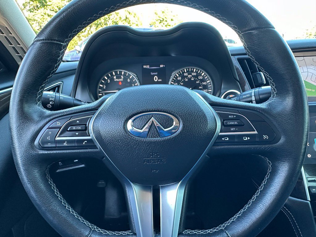 Used 2018 INFINITI Q50 Luxe w/ Essential Package (3.0T Luxe) AWD/4WD image 30
