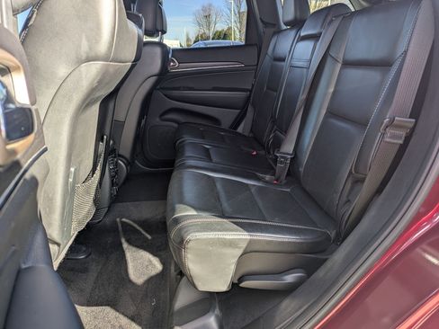 Used 2017 Jeep Grand Cherokee Limited w/ Luxury Group II image 22