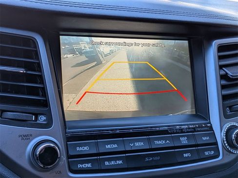 Used 2017 Hyundai Tucson Limited image 18