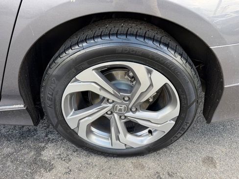 Used 2018 Honda Accord EX image 13