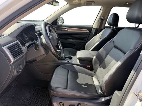 Used 2021 Volkswagen Atlas SE FWD image 10