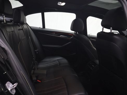Used 2018 BMW 540i RWD image 12