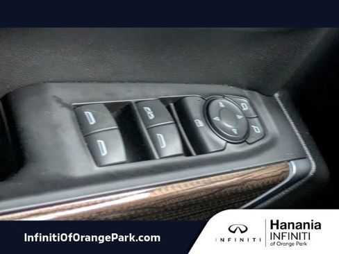 Used 2020 Chevrolet Silverado 1500 LT w/ LT Value Package image 22