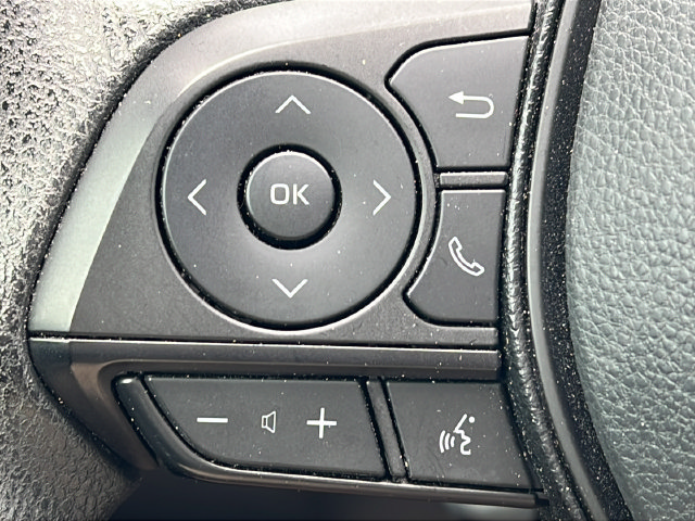 Used 2020 Toyota RAV4 LE FWD image 26