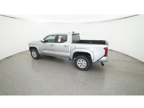 New 2026 Toyota Tacoma SR5 image 5