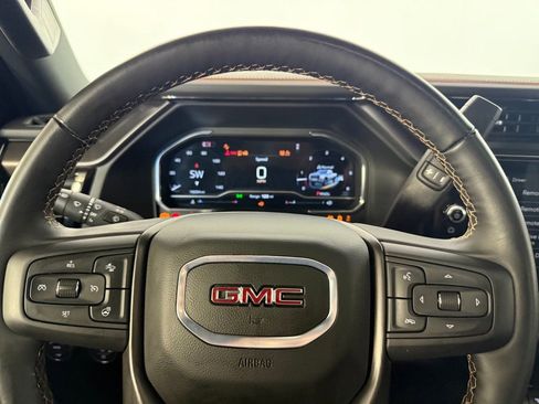 Used 2025 GMC Sierra 2500 AT4 AWD/4WD image 32