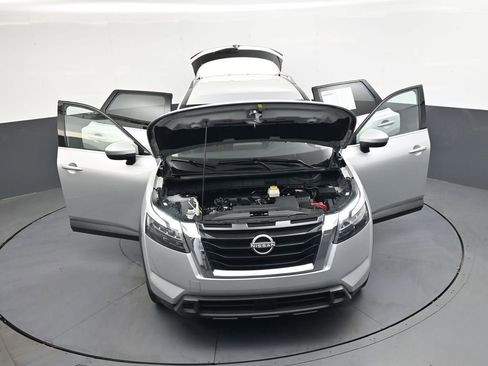 Used 2025 Nissan Pathfinder SV AWD/4WD image 49