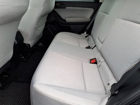 Used 2018 Subaru Forester 2.5i Premium AWD/4WD image 17