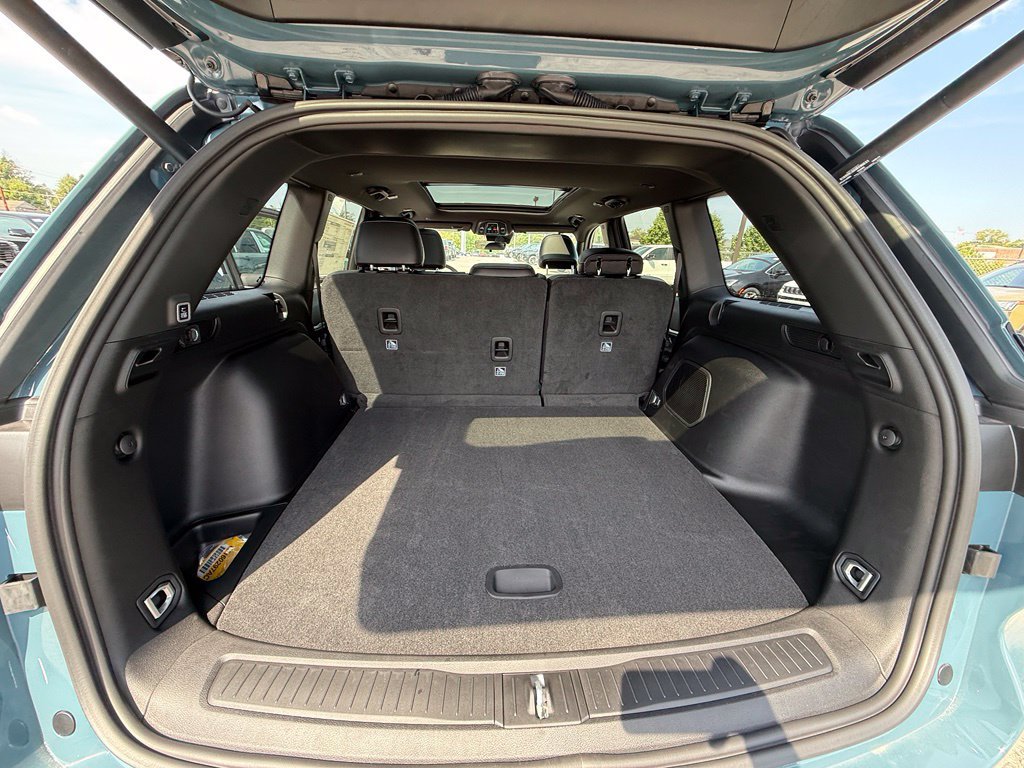 New 2027 Jeep Grand Cherokee Limited AWD/4WD image 25
