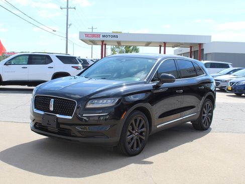 Used 2023 Lincoln Nautilus Reserve w/ Monochromatic Package image 11