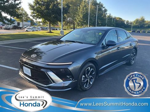 Used 2025 Hyundai Sonata SEL FWD image 1