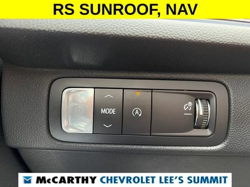 Used 2024 Chevrolet Traverse RS FWD image 10