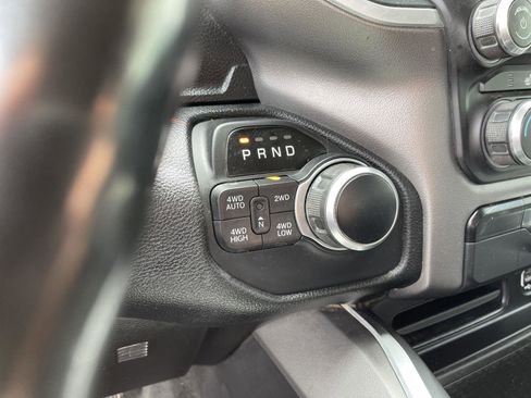 Used 2020 RAM 1500 Big Horn AWD/4WD image 17