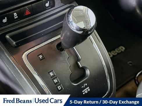 Used 2016 Jeep Patriot High Altitude image 16