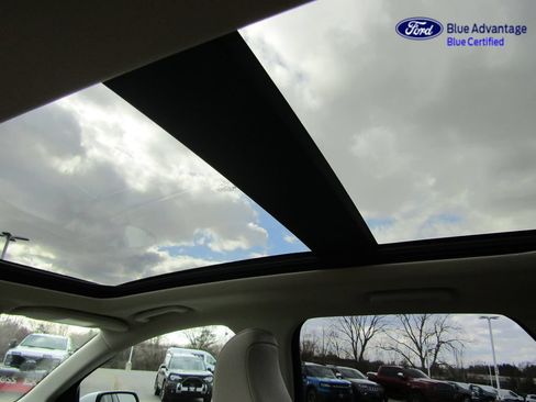 Certified 2024 Ford Edge Titanium w/ Equipment Group 301A AWD/4WD image 15