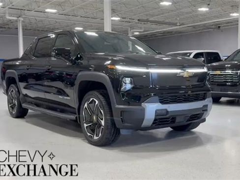 New 2026 Chevrolet Silverado EV LT image 1