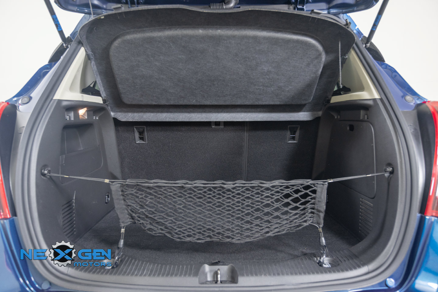 Used 2020 Buick Encore Preferred w/ Safety Package FWD image 33