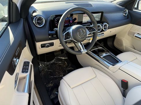 New 2026 Mercedes-Benz GLA 250 4MATIC image 13