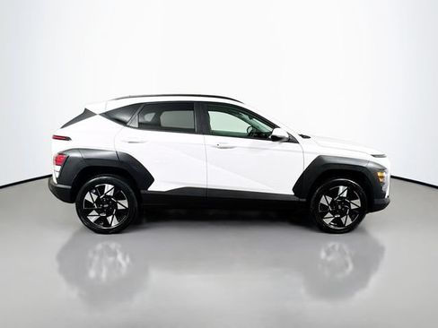 Used 2024 Hyundai Kona SEL AWD/4WD image 9
