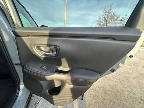 Used 2025 Honda HR-V Sport image 26
