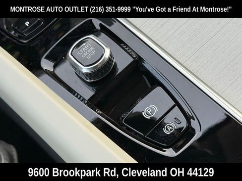 New 2026 Volvo XC60 B5 Ultra w/ Protection Package Premier image 27