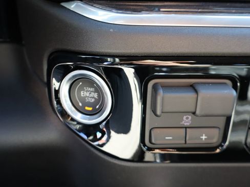 New 2026 Chevrolet Silverado 2500 LTZ w/ LTZ Premium Package image 21