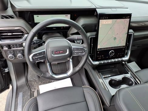 Used 2025 GMC Yukon Elevation w/ LPO, Get Active Package image 21