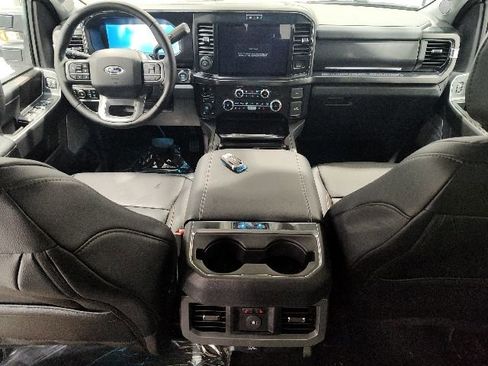 New 2026 Ford F350 Lariat w/ Lariat Premium Package image 16