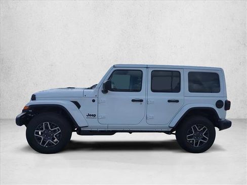 New 2026 Jeep Wrangler Unlimited Sahara AWD/4WD image 4