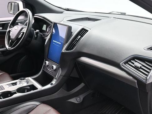 Certified 2022 Ford Edge Titanium w/ Equipment Group 301A image 29