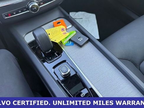 Certified 2025 Volvo XC60 B5 Plus AWD/4WD image 25