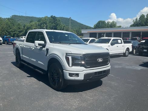 New 2026 Ford F150 Lariat w/ Equipment Group 501A Mid AWD/4WD image 3