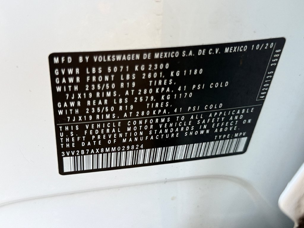 Used 2021 Volkswagen Tiguan SEL AWD/4WD image 29